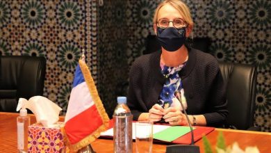 باريس تقرر إجراء "تغييرات دبلوماسية" وتستثني السفارة الفرنسية في المغرب