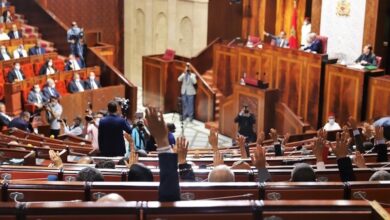 "أغلبية النواب" تفتح ملف مغاربة العالم وتدعو لتسريع إنجاز تقارير برلمانية