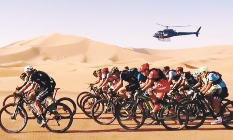 تيتان الصحراء المغربية 2023: أزيد من 700 مشارك يخوضون تحدي سباق الدراجات الجبلية